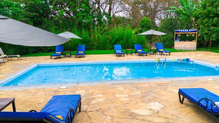 Kerama-Silent-Lodge-Swiming-Pool-10