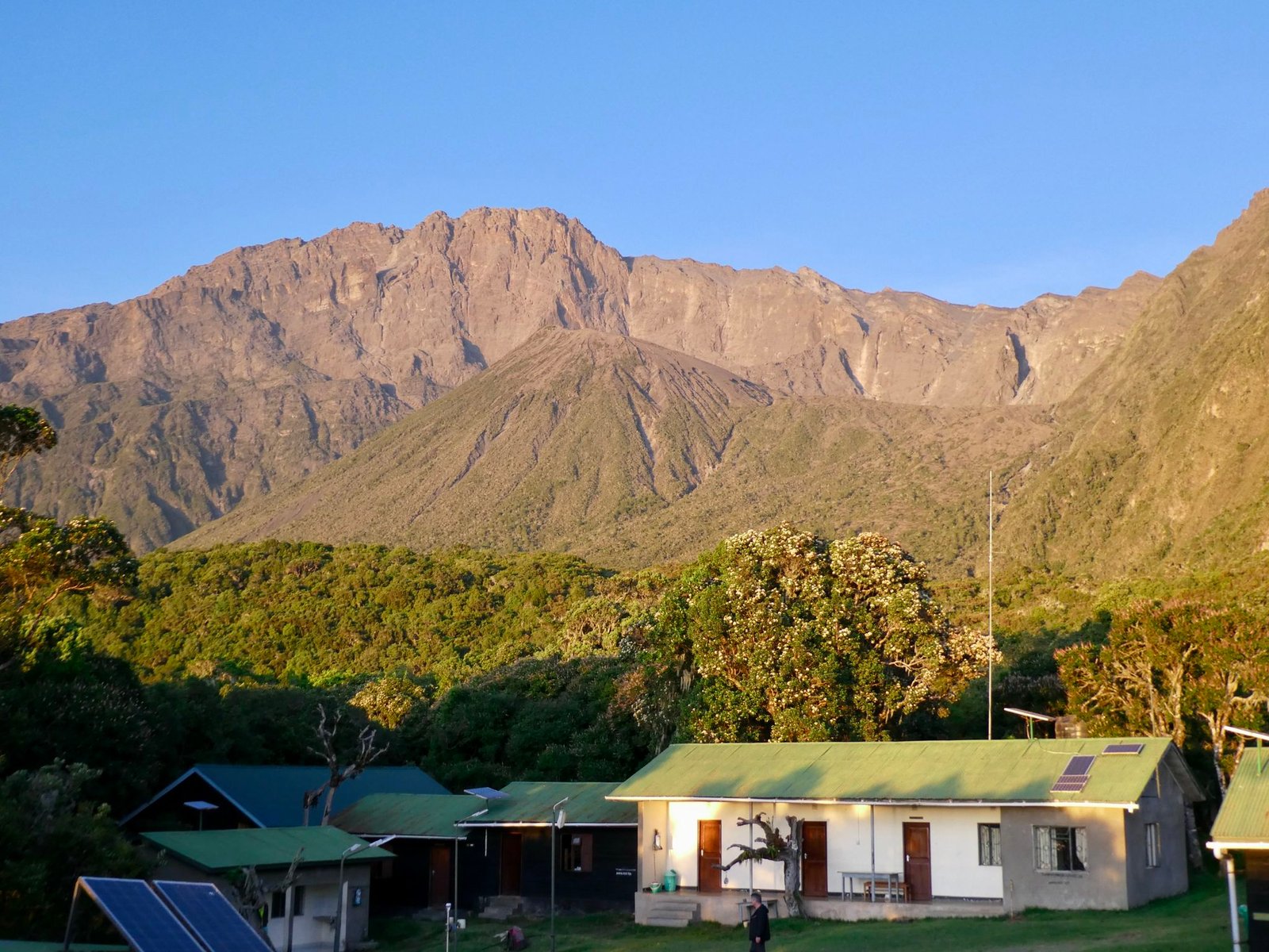 Saddle Hut