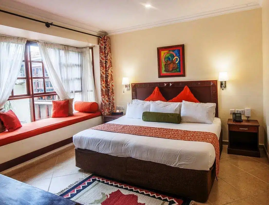 room-at-the-african-tulip