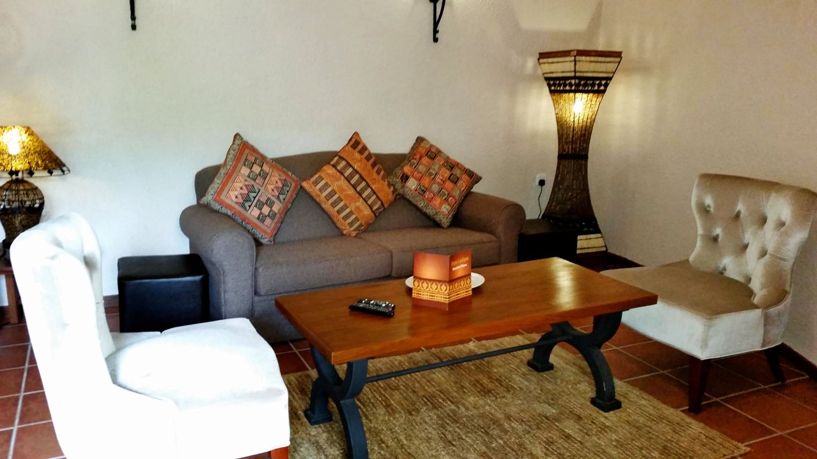 room-details